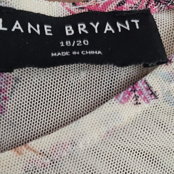 Lane Bryant Buttercup Yellow Floral Blouse Sz 18/20 Flowy Top Romantic Spring - Picture 9 of 14